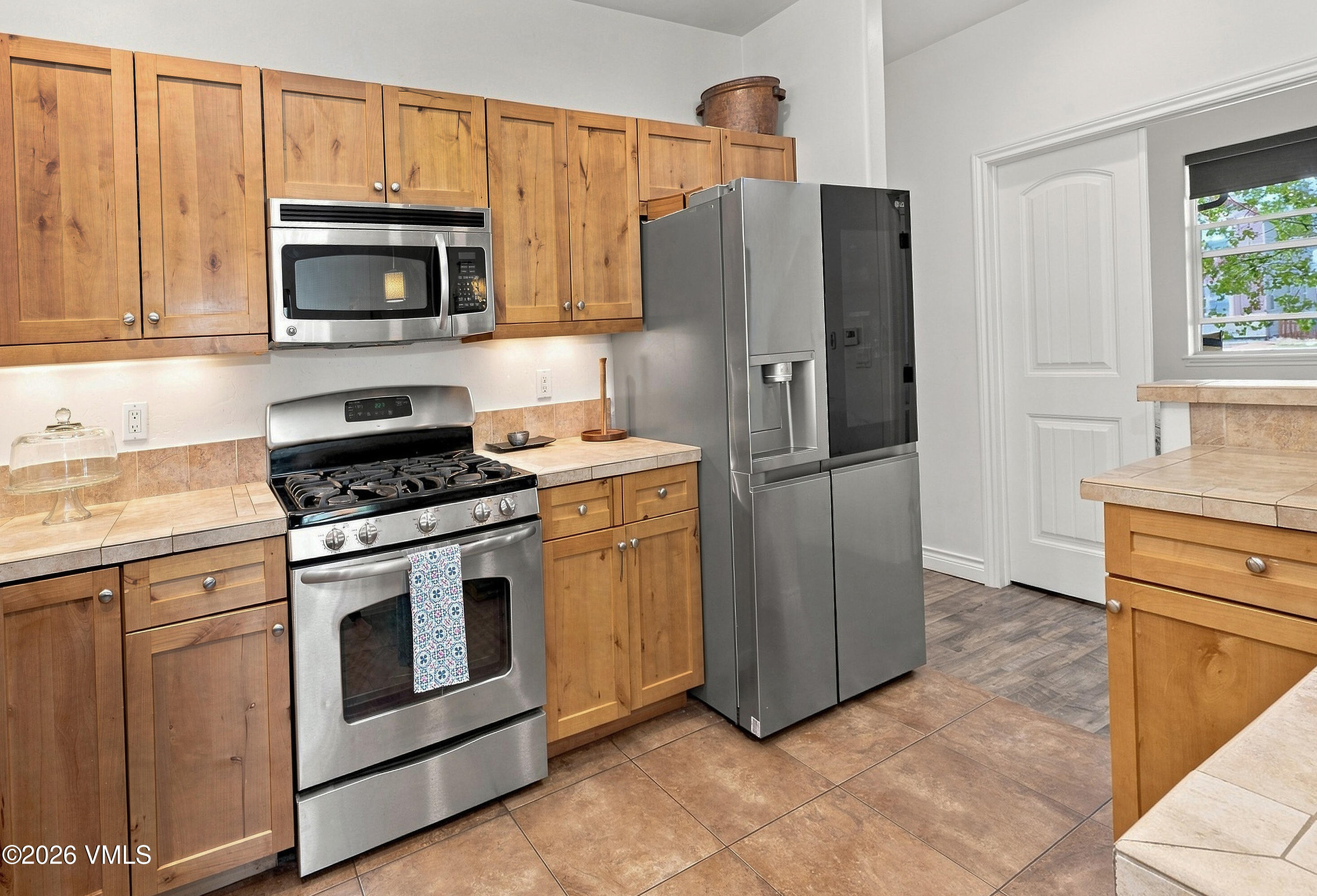 7 Custer Court Property Photo 8