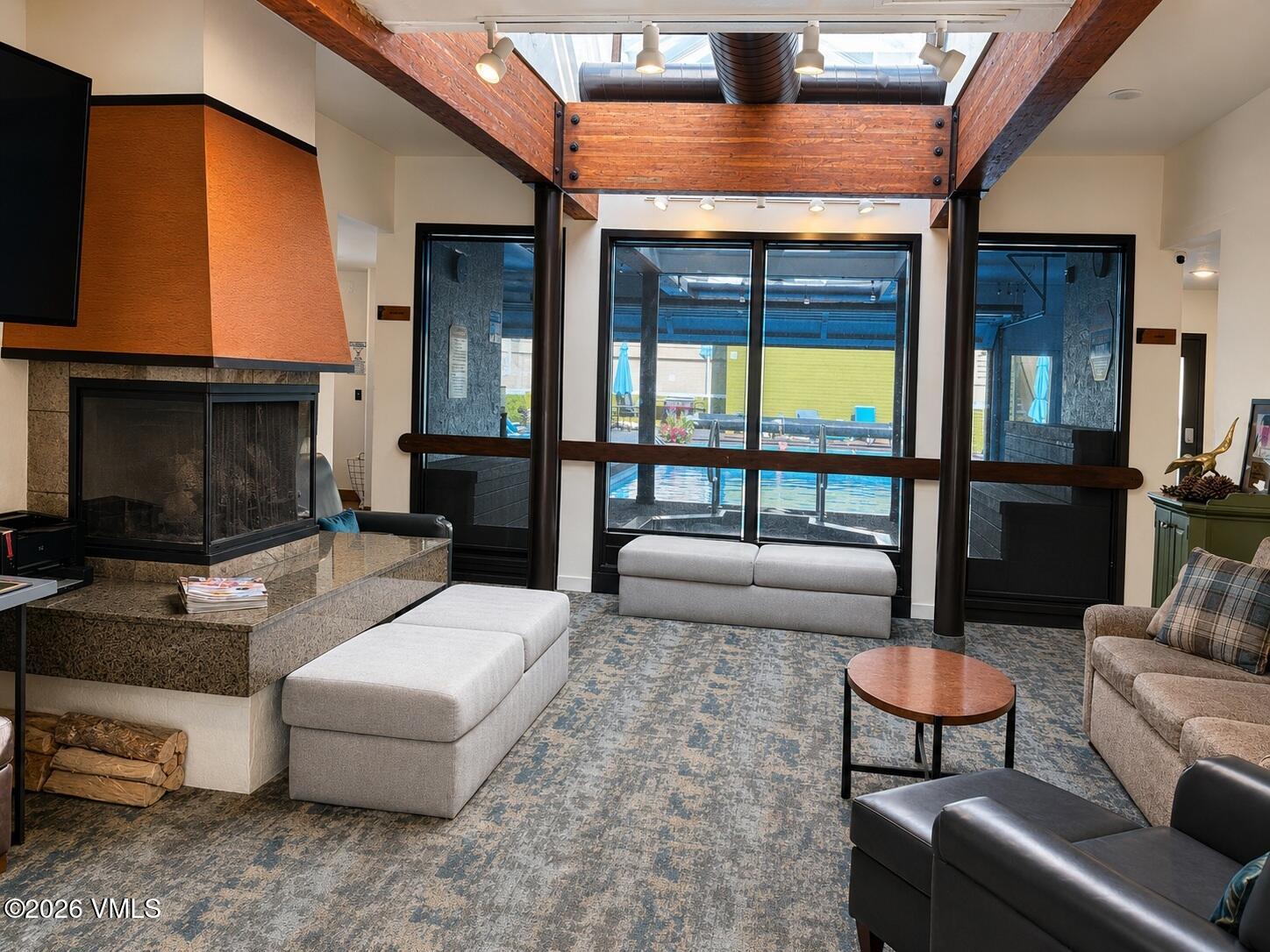 1500 Matterhorn Circle Property Photo 5