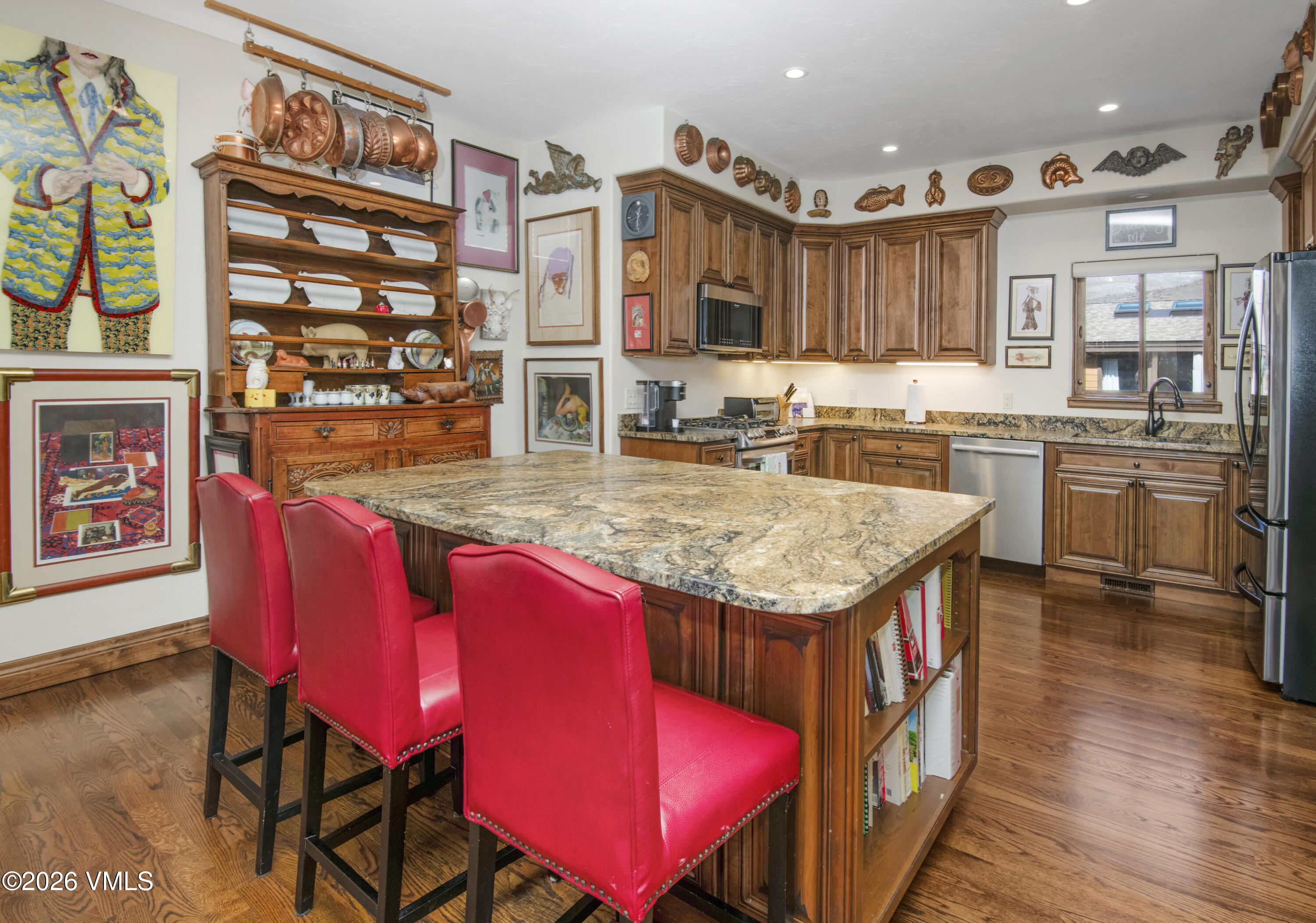 2155 W Long Spur W Property Photo 12