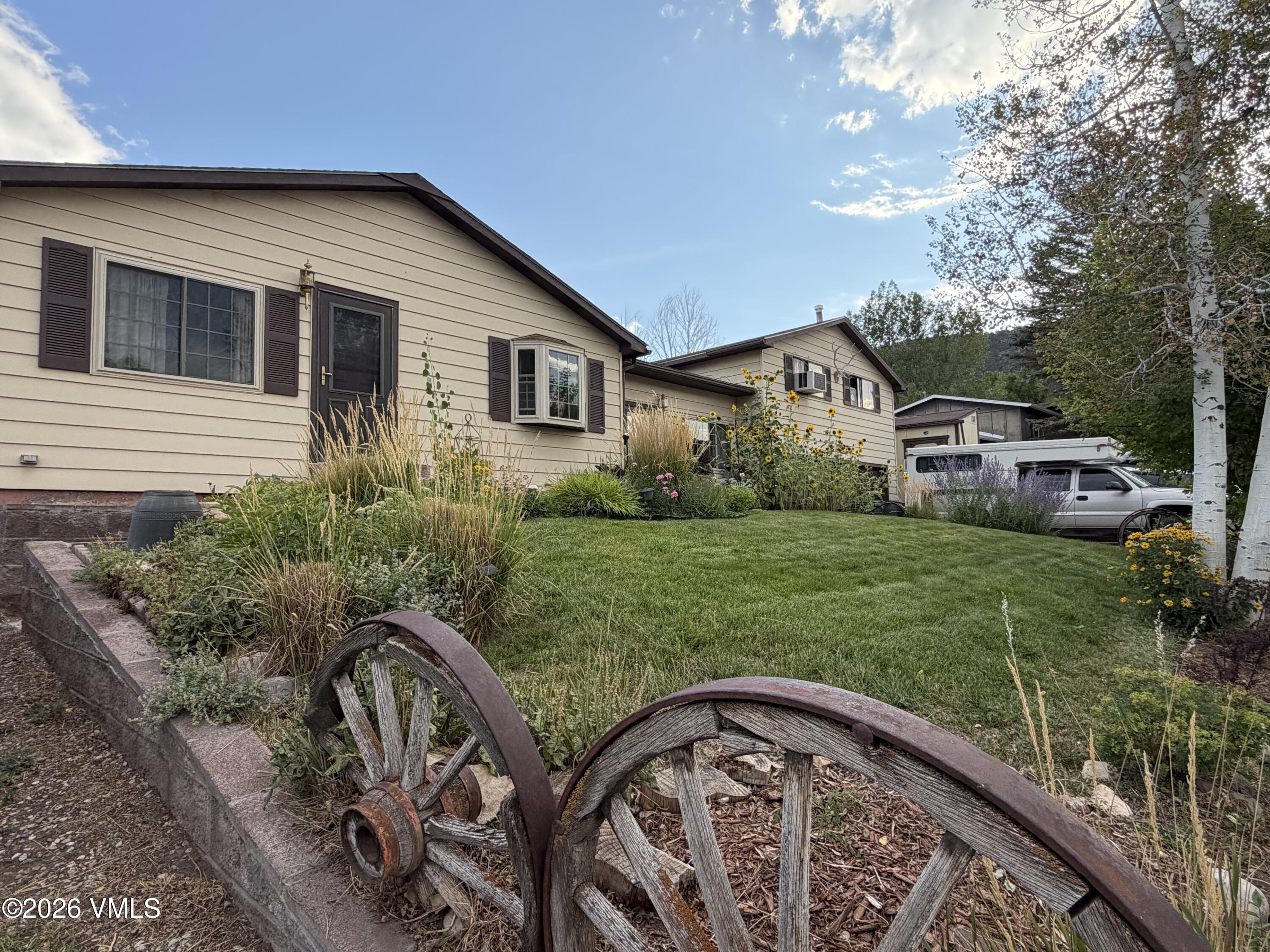 197 Park Street Property Photo 2