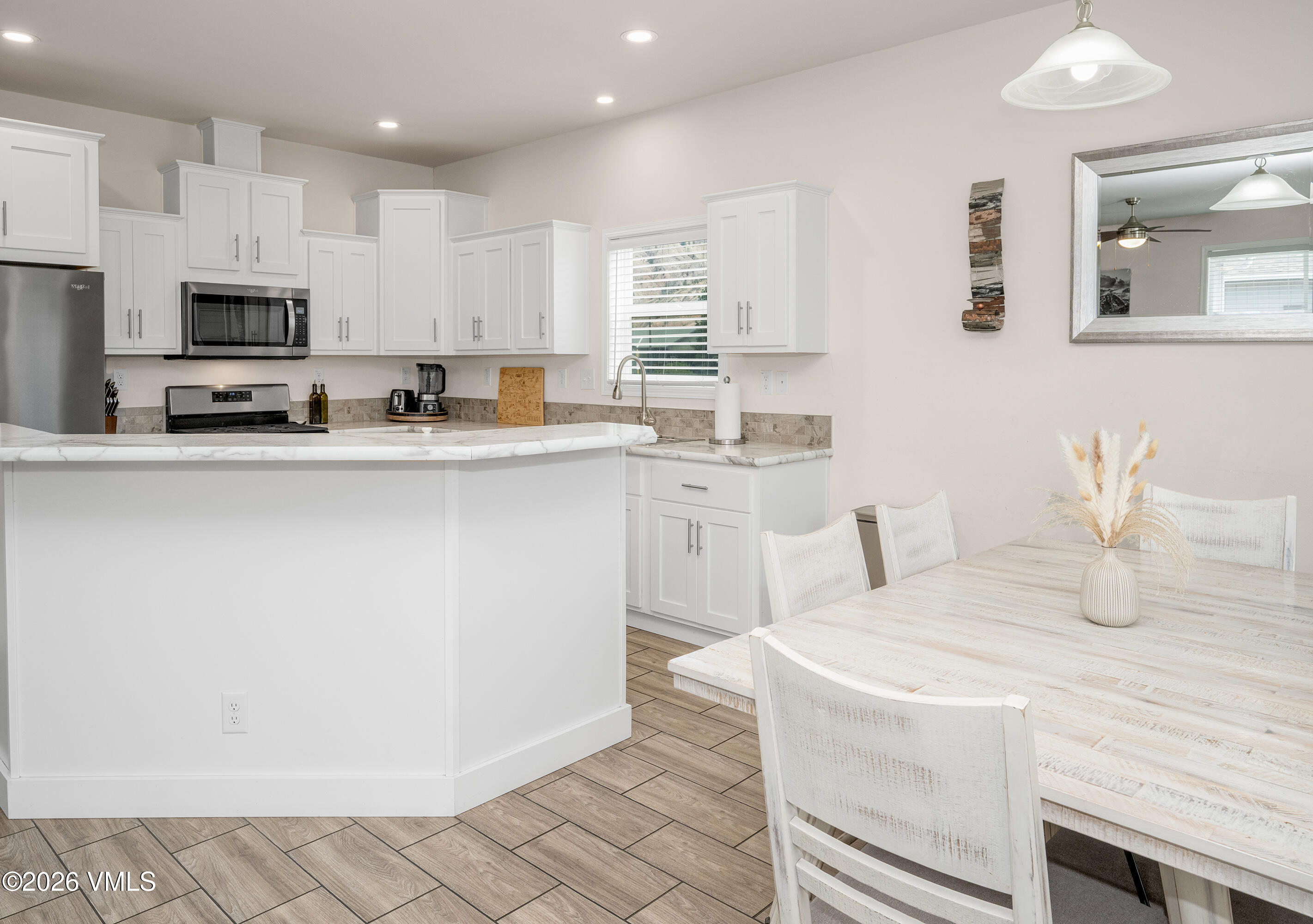 145 Bass Loop Property Photo 9