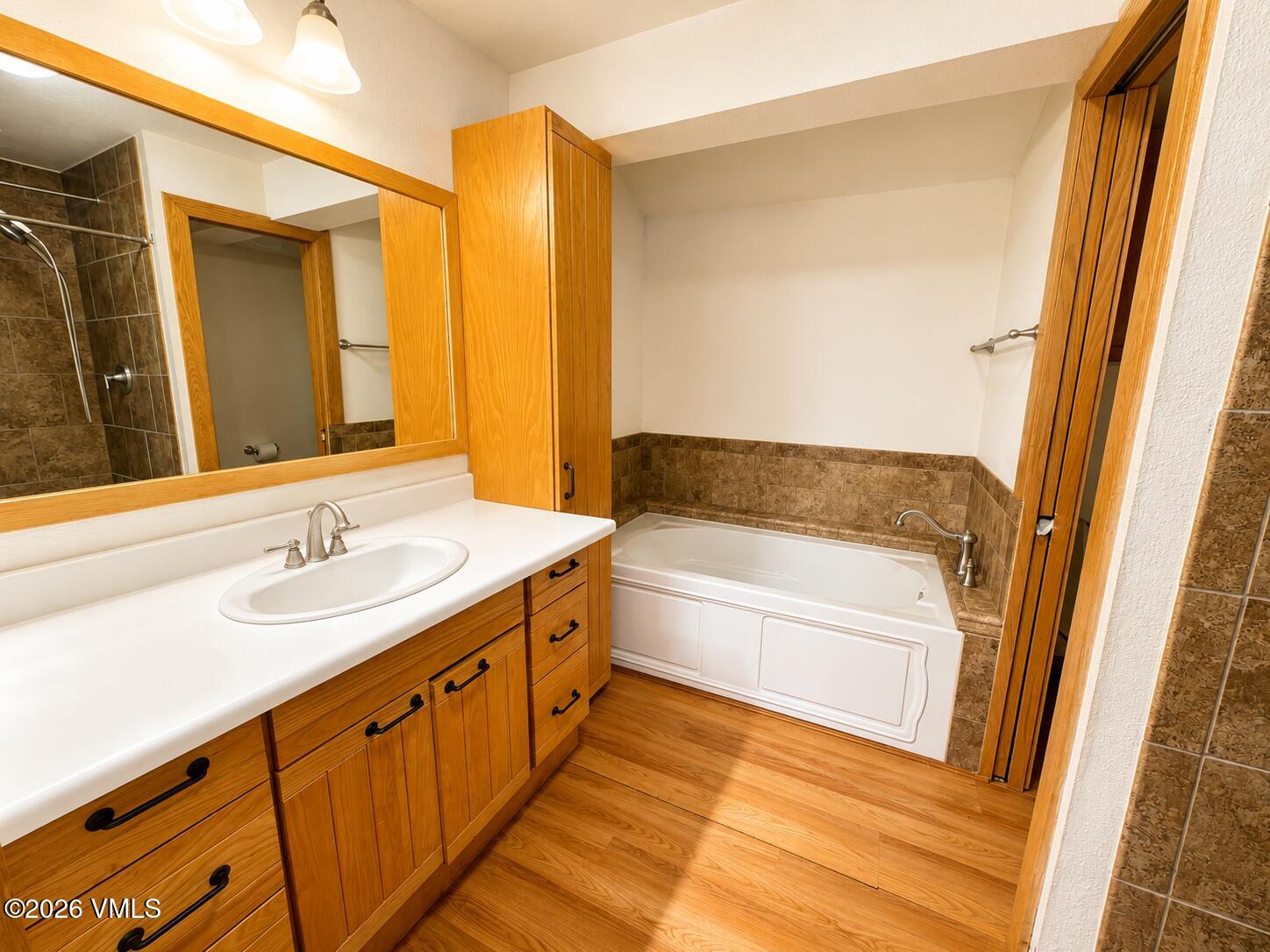 425 Howard Street Property Photo 17