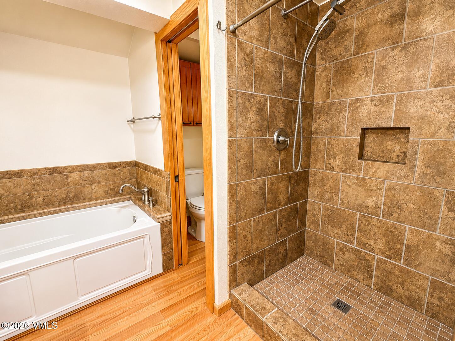 425 Howard Street Property Photo 18