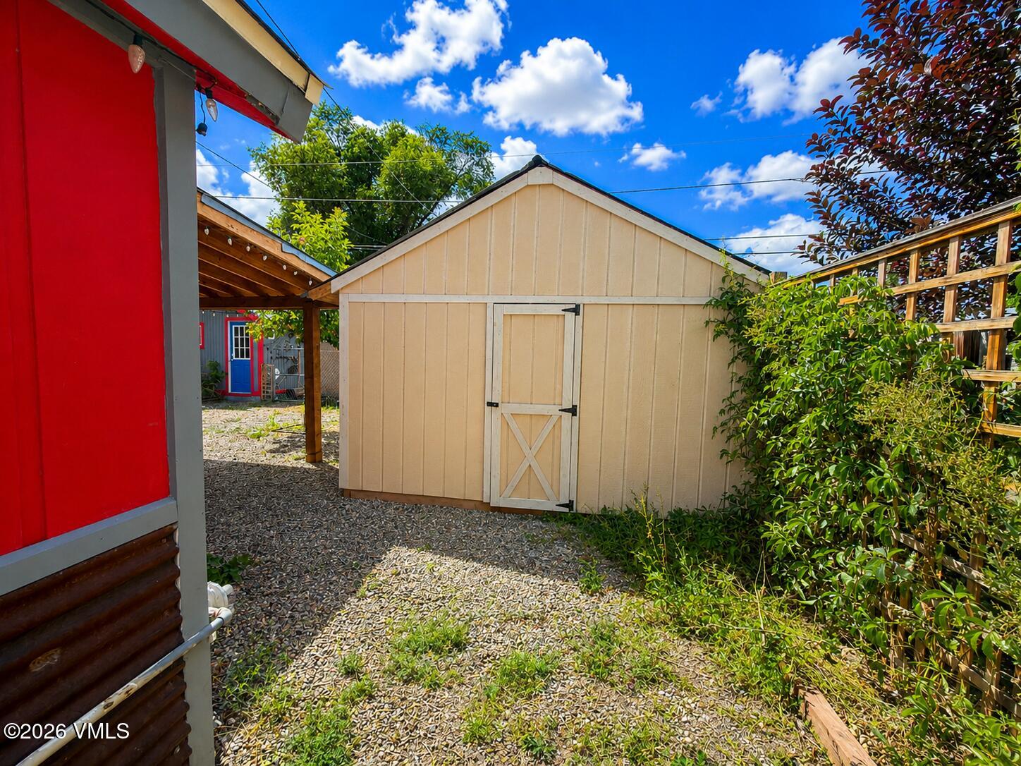 425 Howard Street Property Photo 21