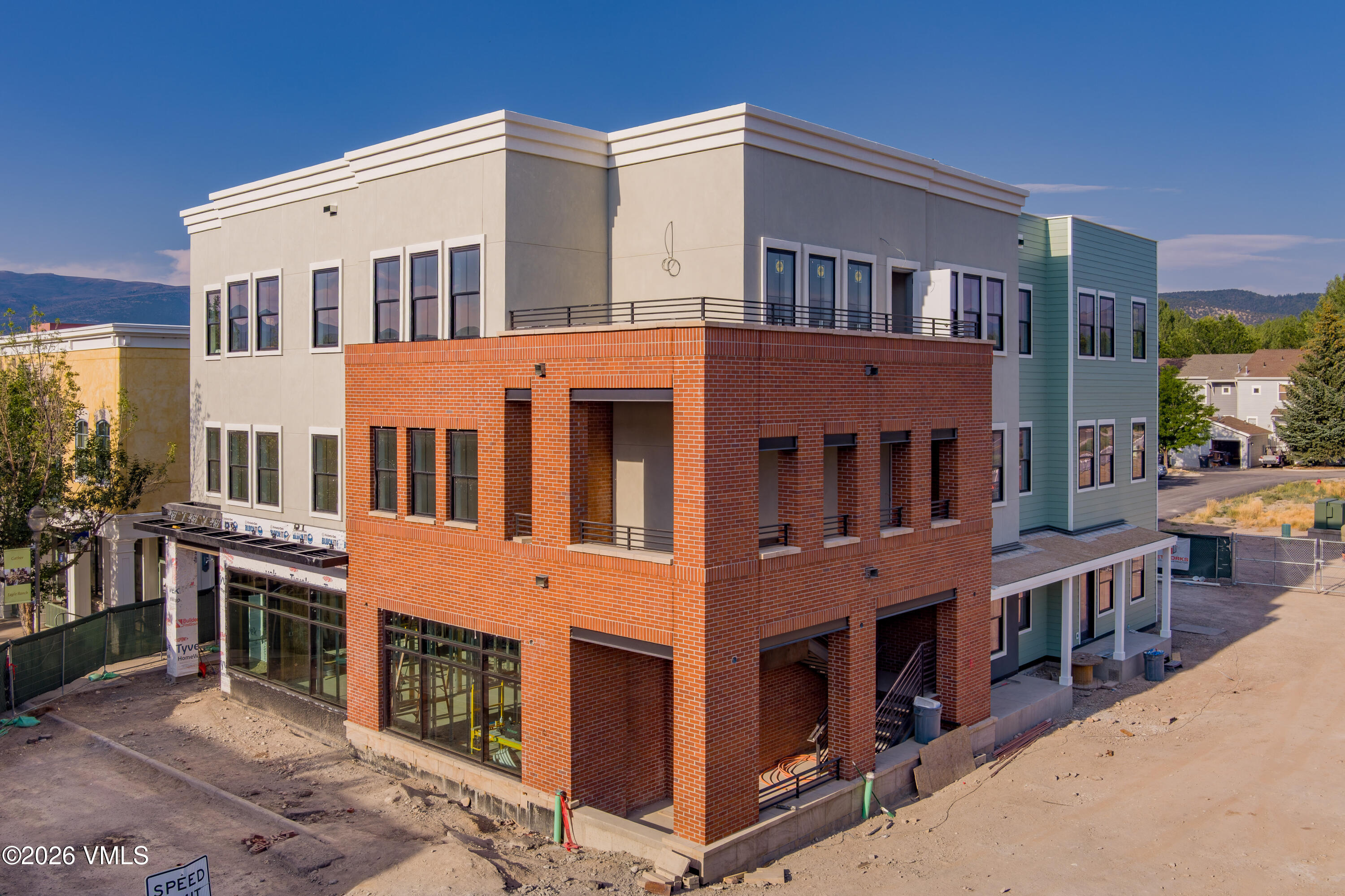 1200 Capitol Street Property Photo 1