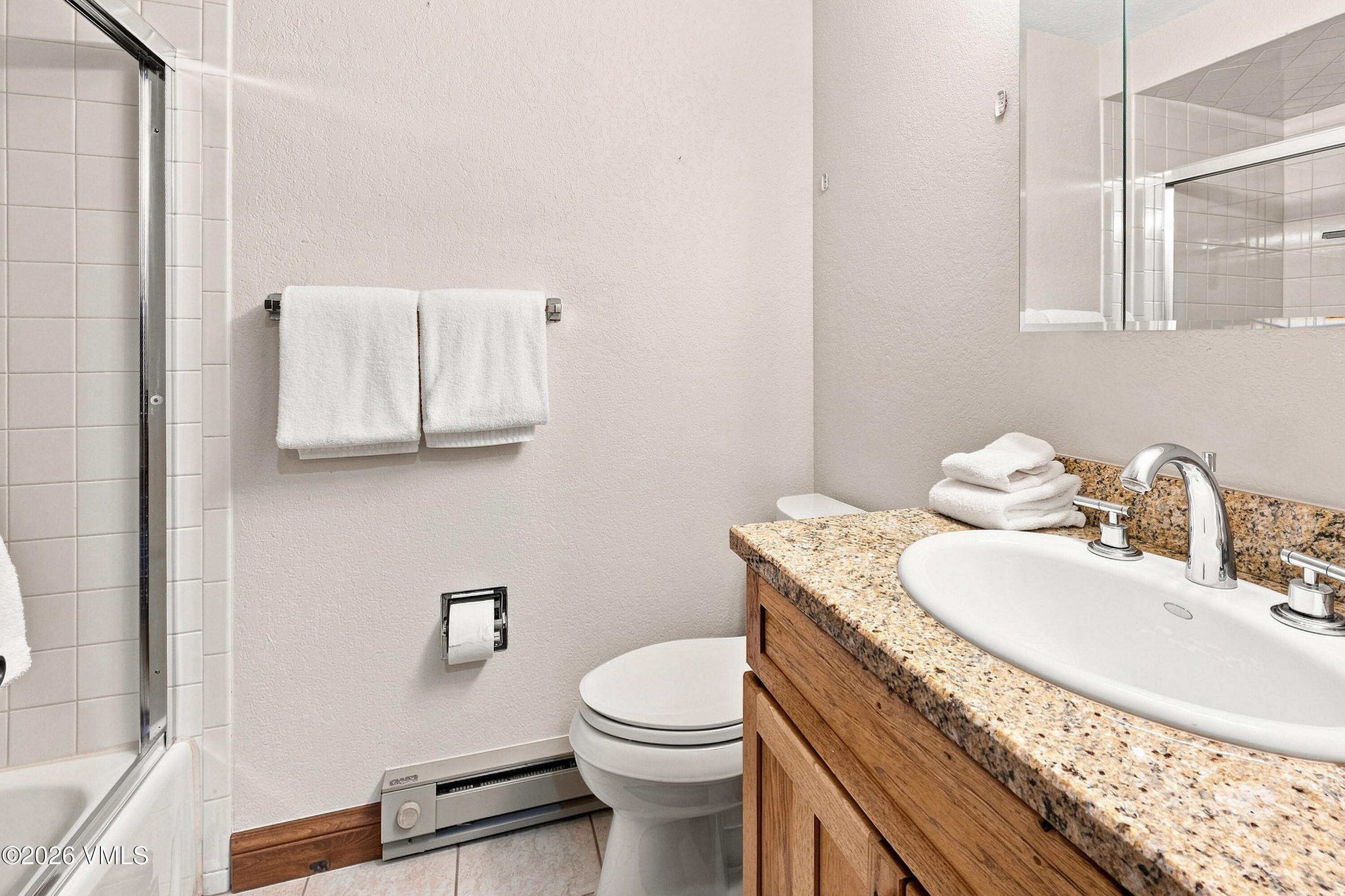 2550 Kinnikinnick Unit J2 Property Photo 25