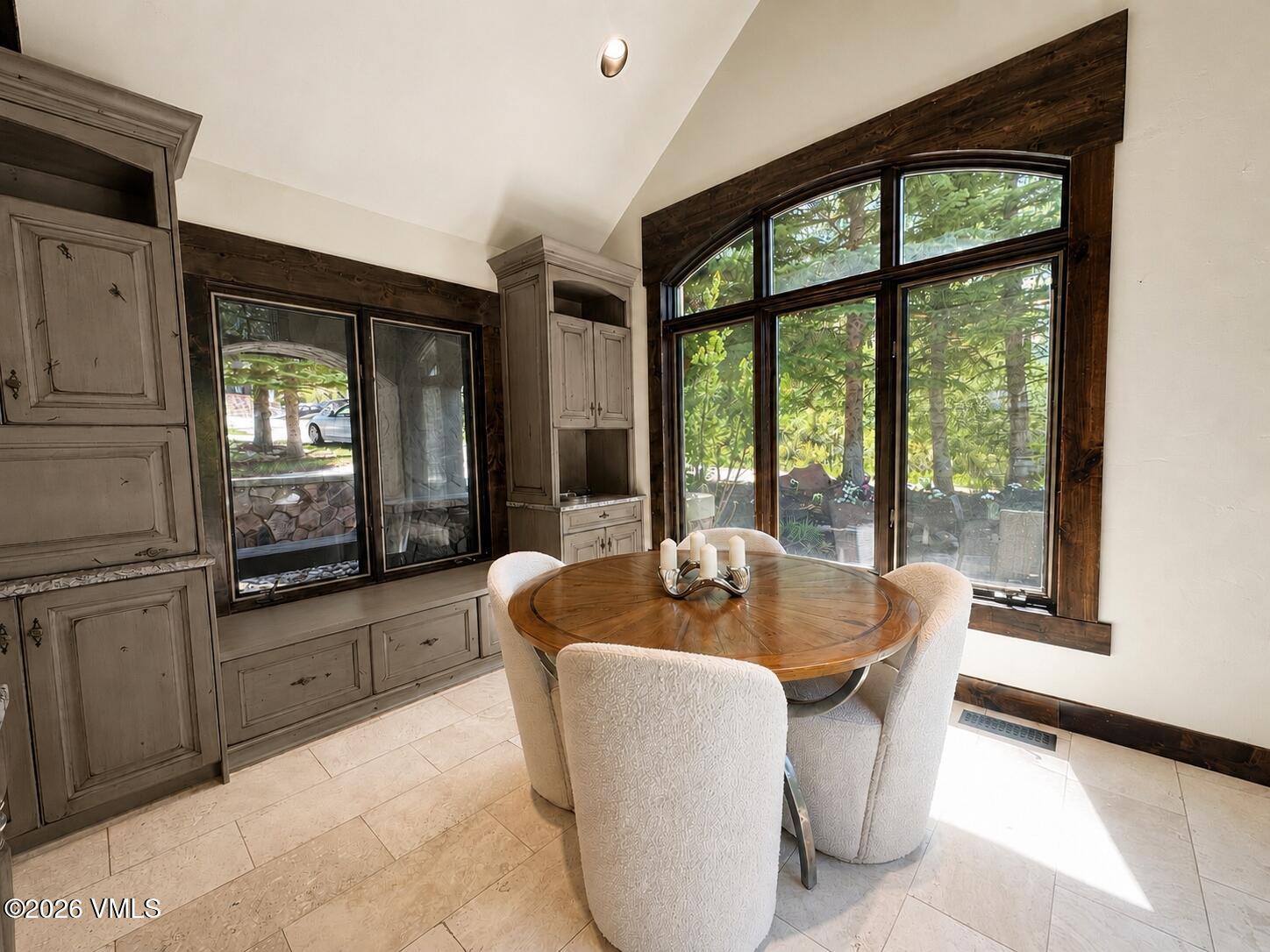 187 Granada Road Property Photo 7