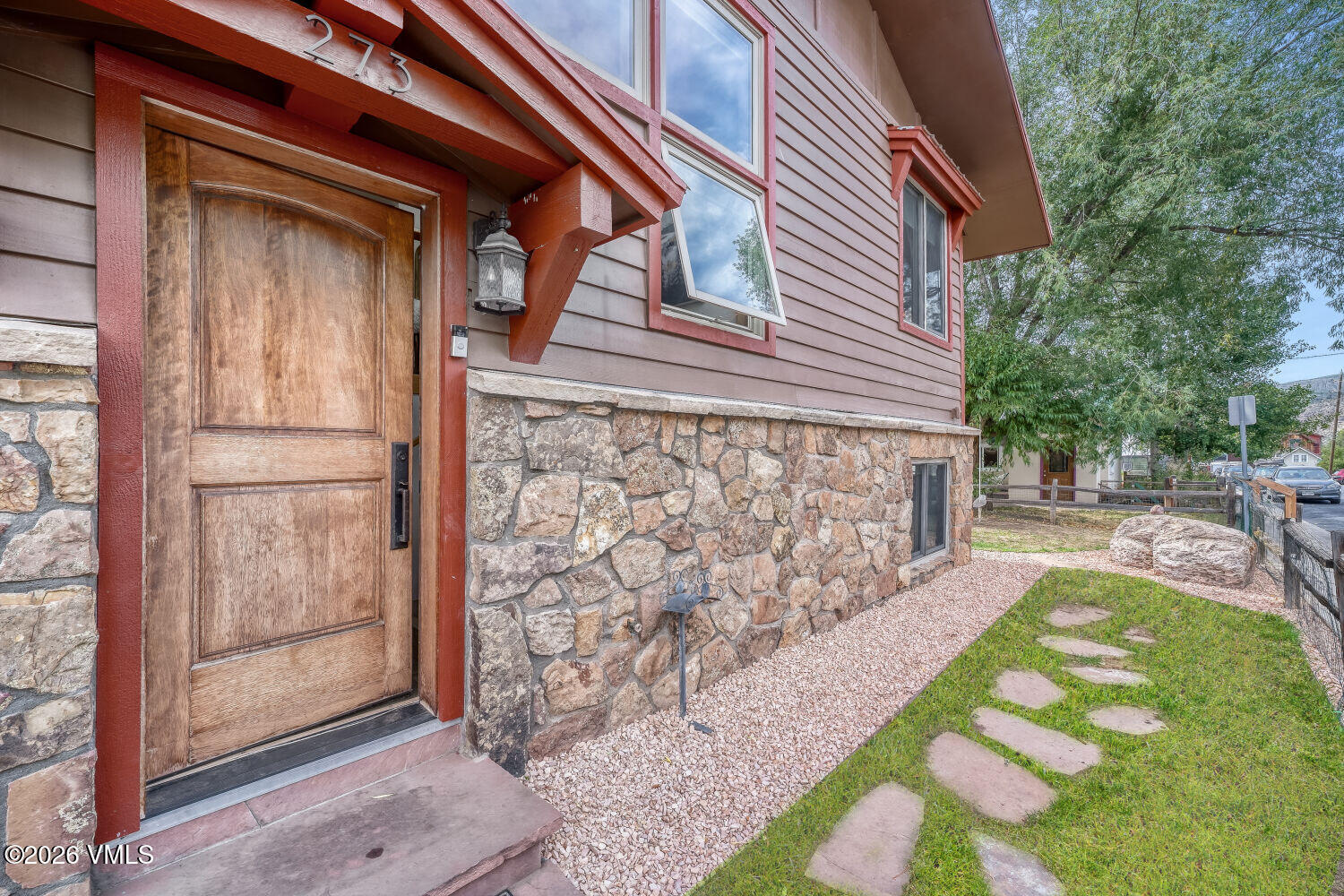 273 Boulder Street Property Photo 2