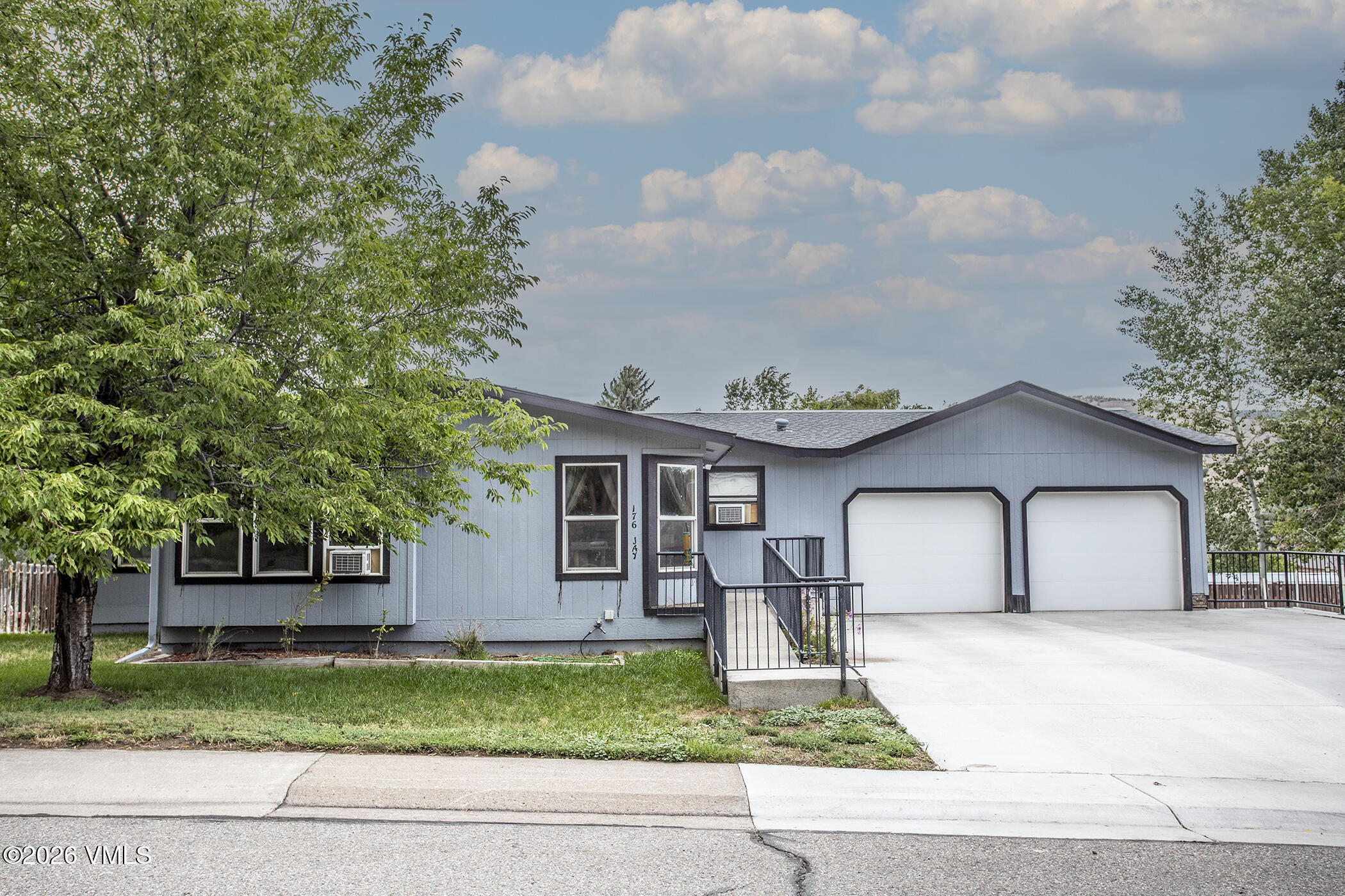 176 Park Street Property Photo 1