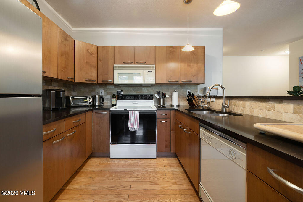 665 N Frontage Road W Unit 12d Property Photo 8