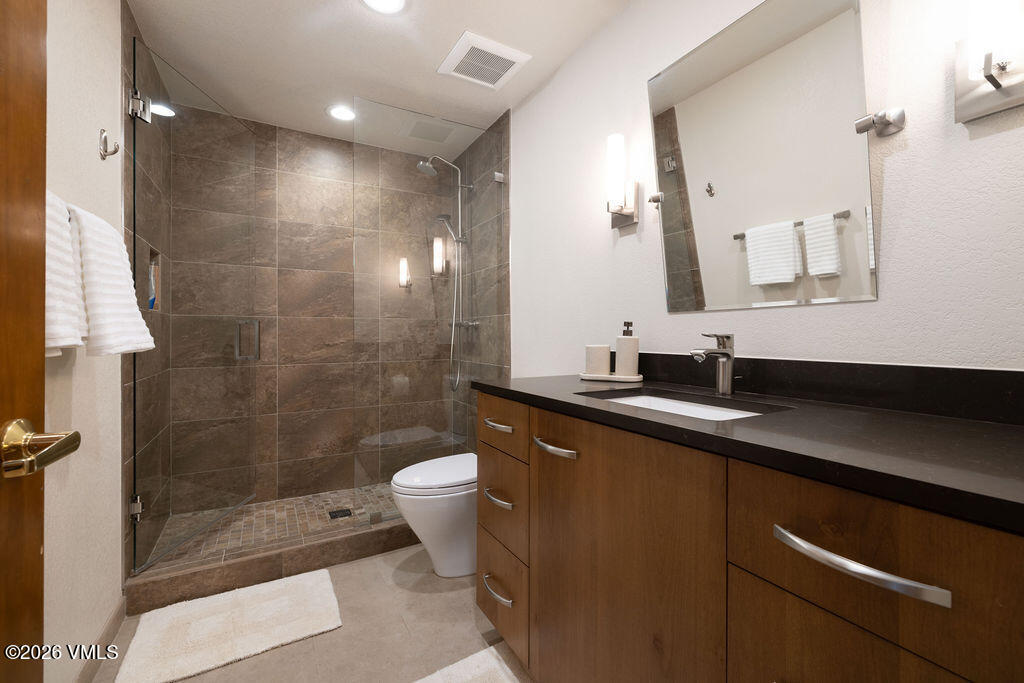 665 N Frontage Road W Unit 12d Property Photo 10