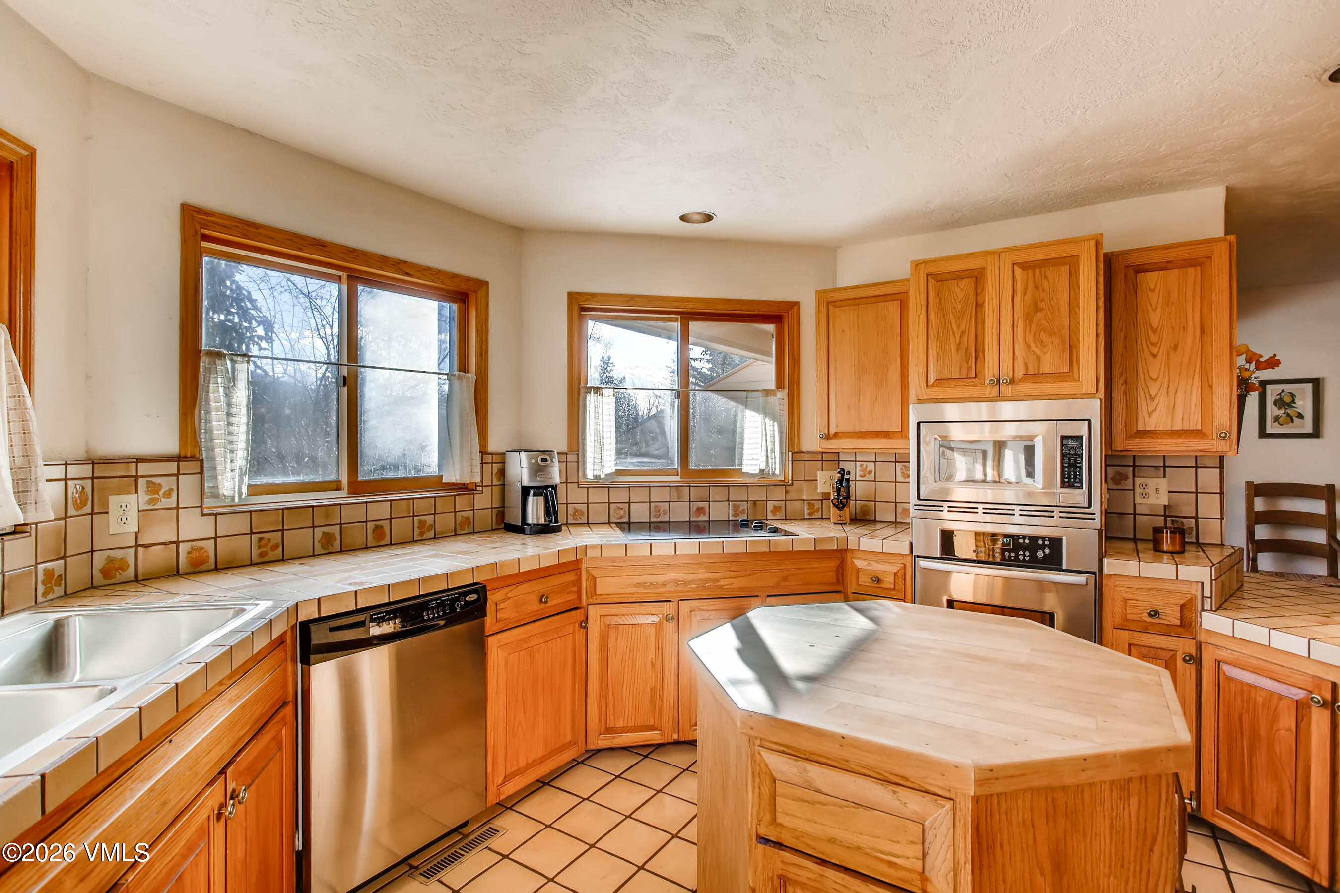 411 June Creek Road A Property Photo 11