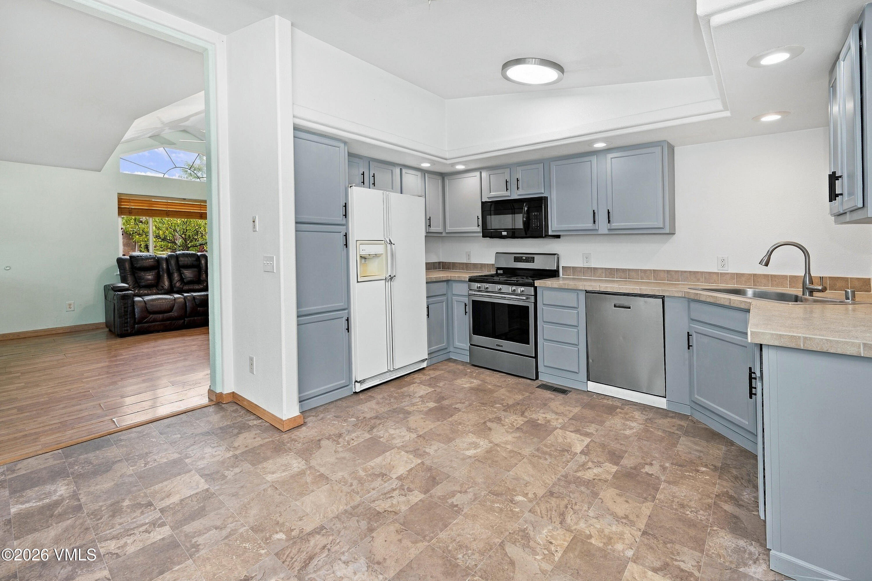 12 Catfish Circle Property Photo 8