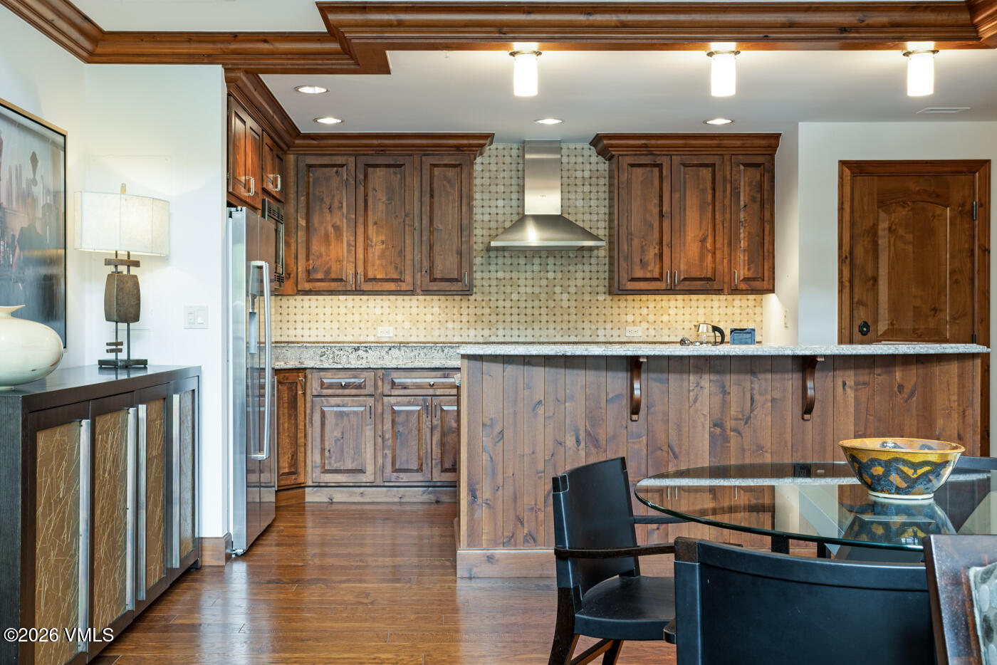 728 W Lionshead Circle # R300 Property Photo 7
