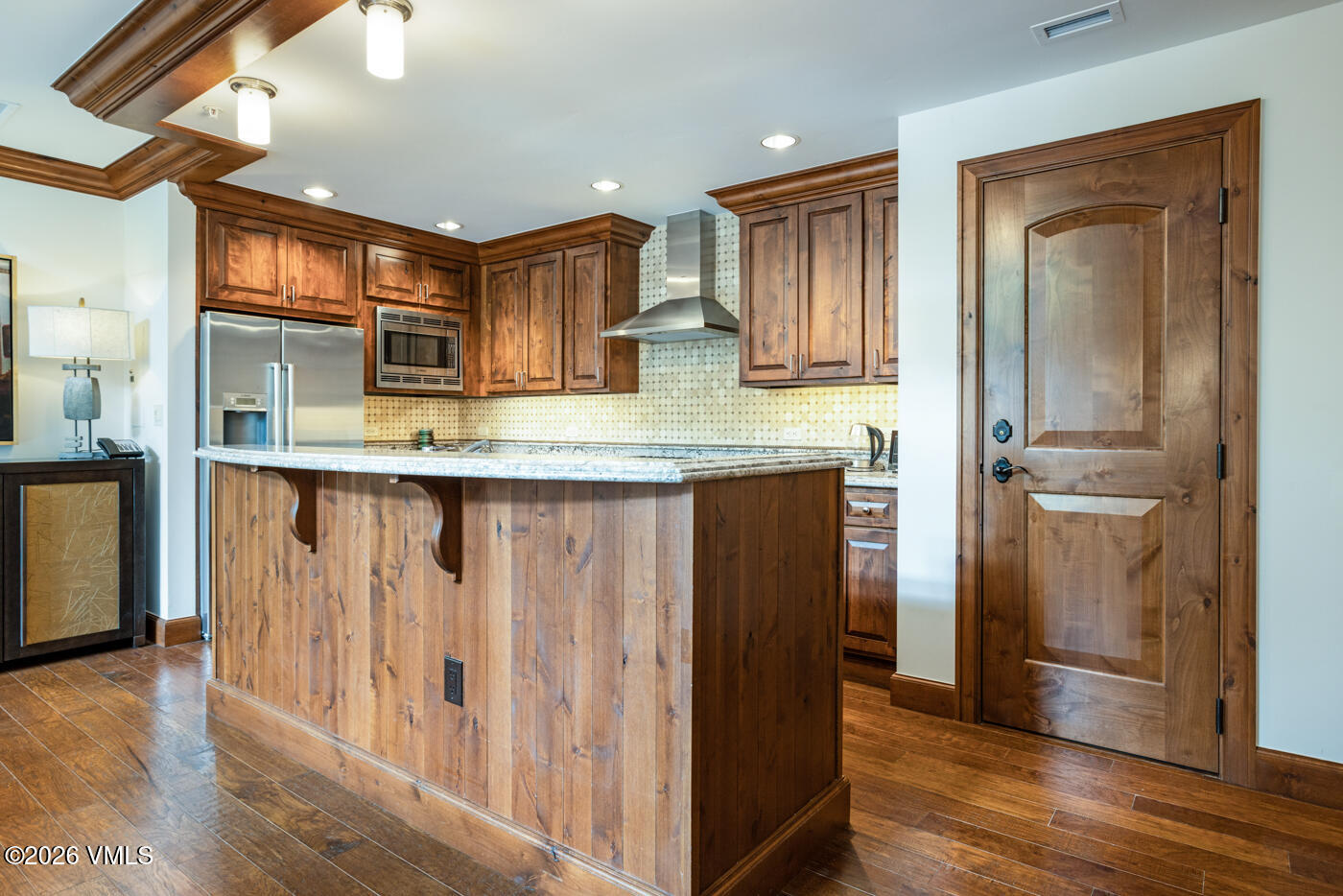 728 W Lionshead Circle # R300 Property Photo 9