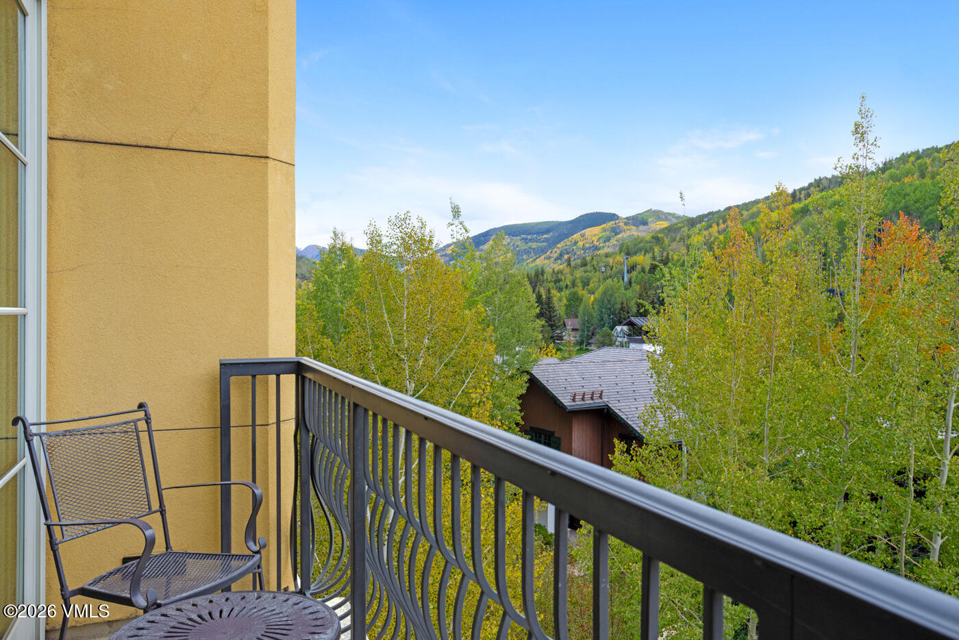 728 W Lionshead Circle # R300 Property Photo 13