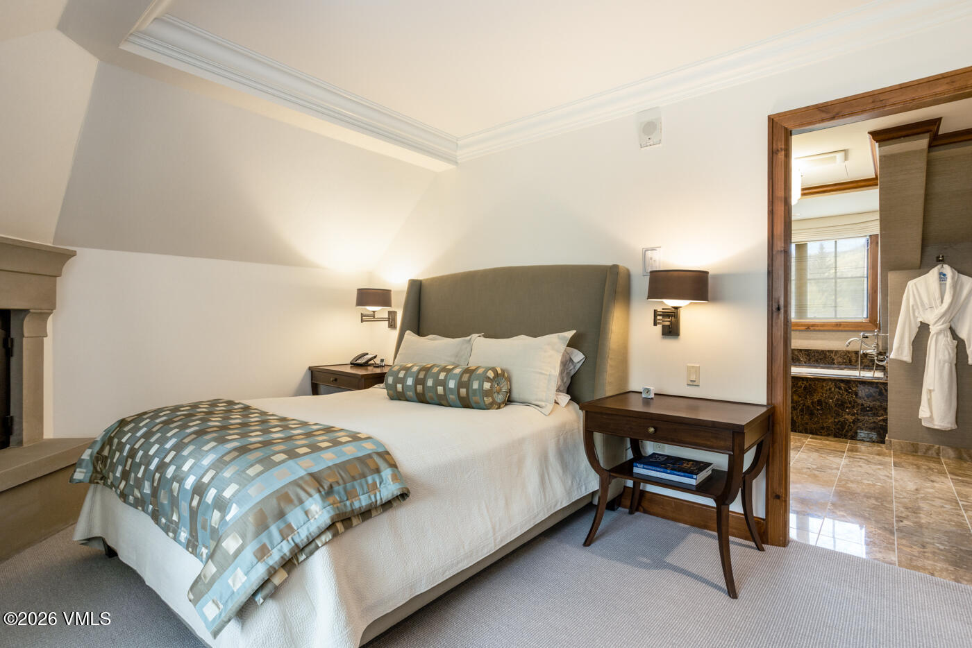 728 W Lionshead Circle # R300 Property Photo 18