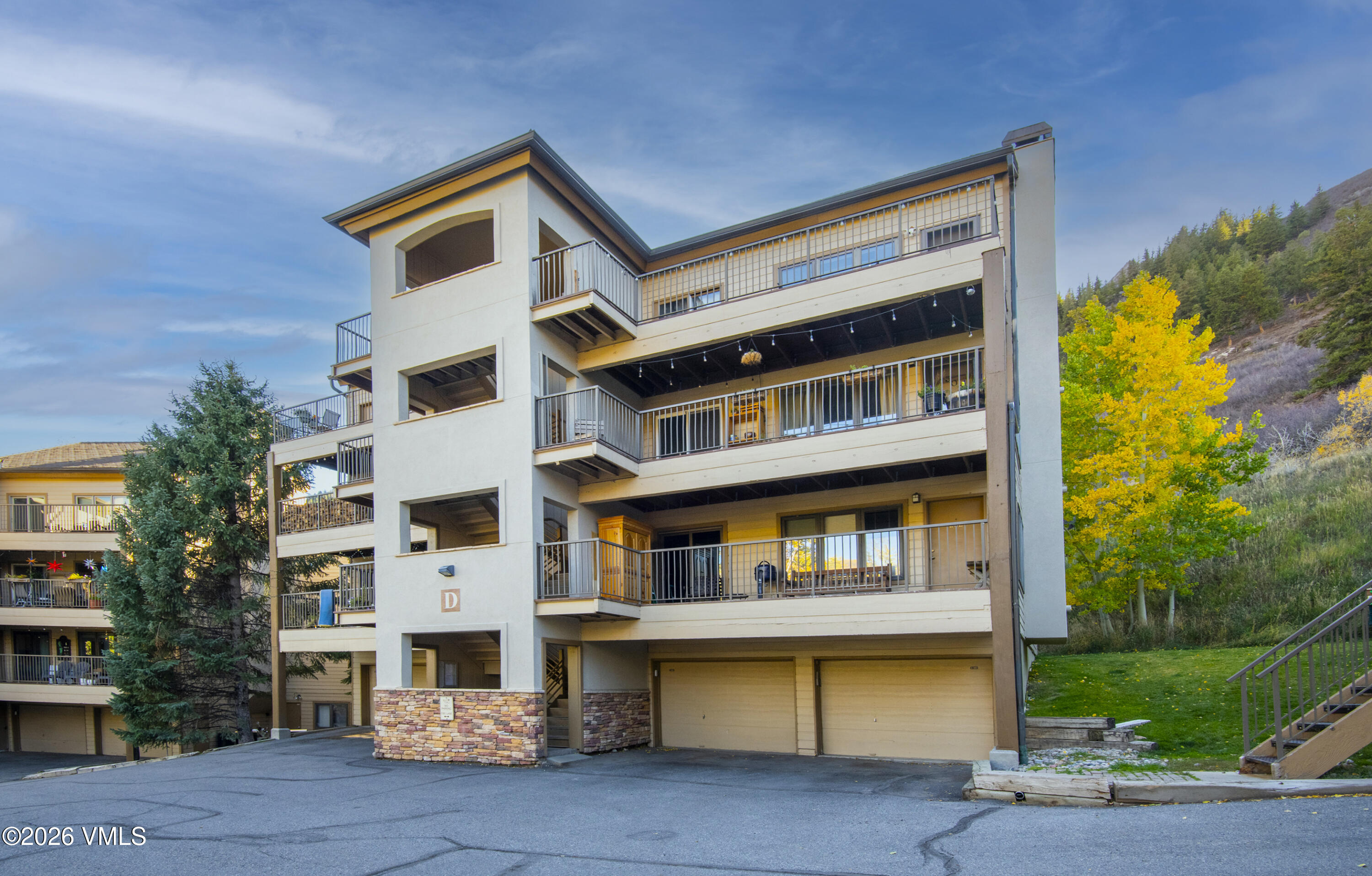 38596 Highway 6 # D-302 Property Photo 1