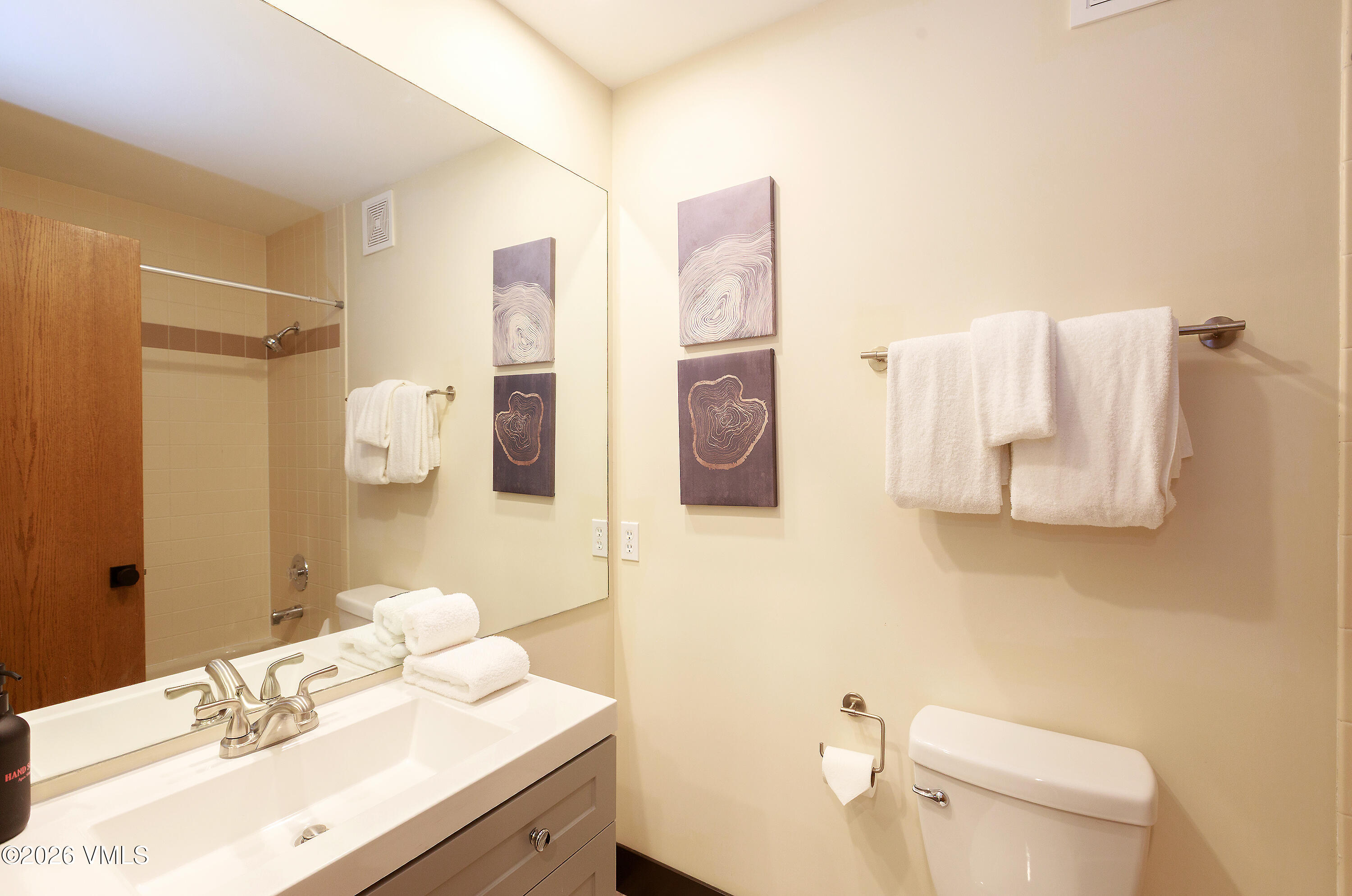 137 Benchmark Road 522 Property Photo 9