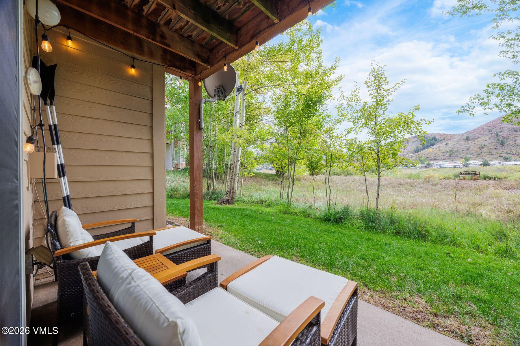 308 Crazy Horse Point Property Photo 3