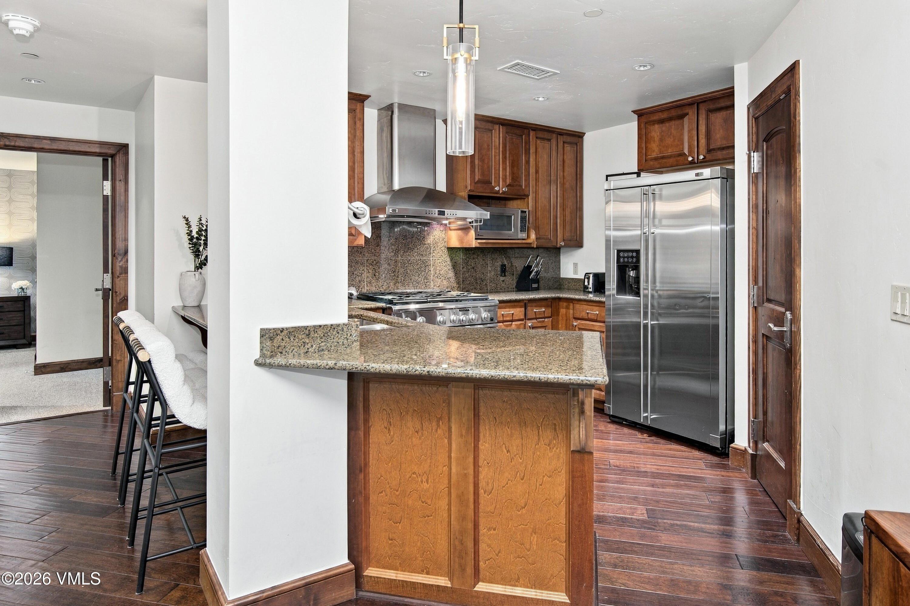 38390 Highway 6 407 Property Photo 10