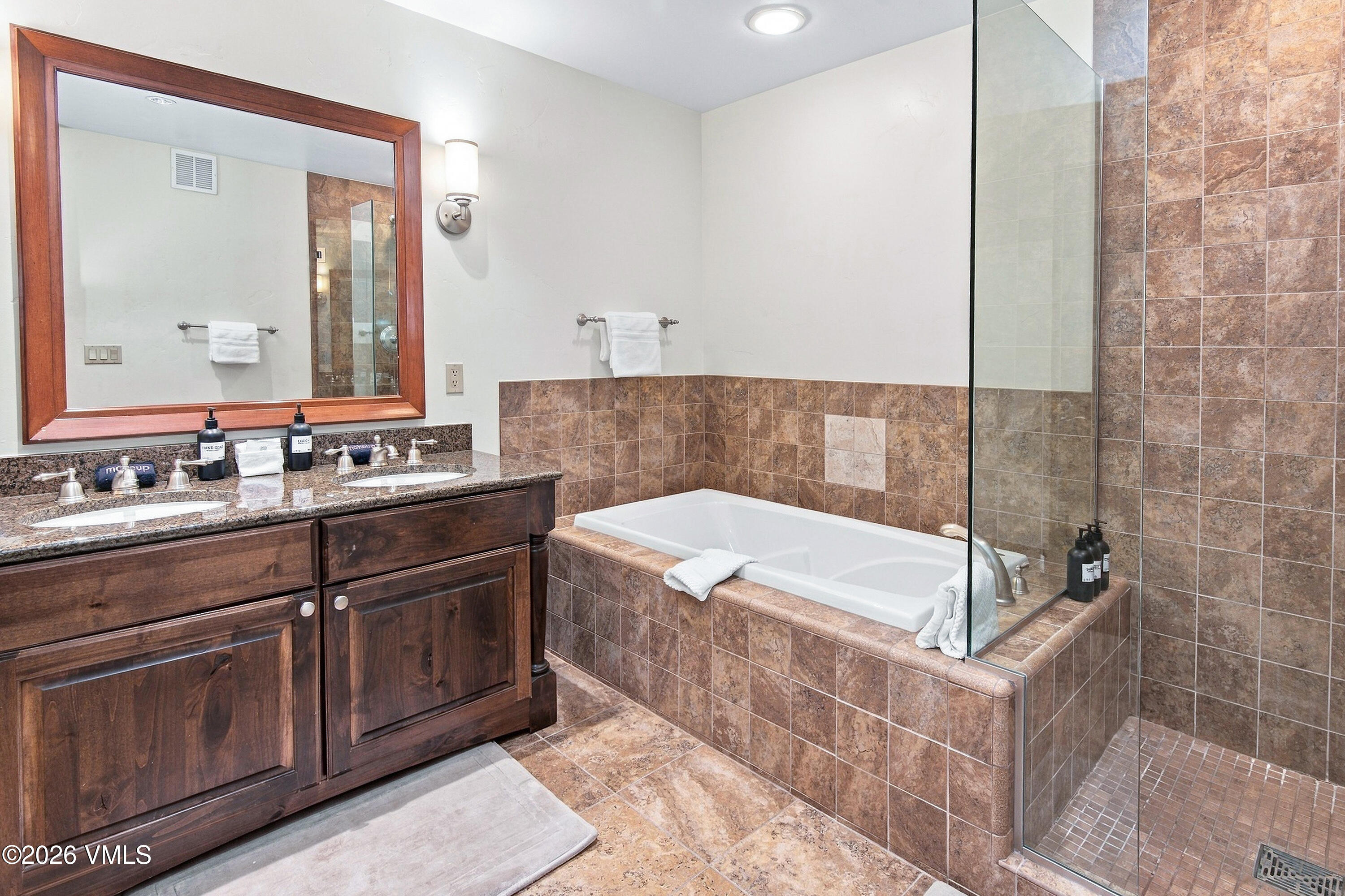 38390 Highway 6 407 Property Photo 24