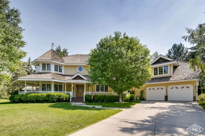 51 Miller Place Property Photo 1