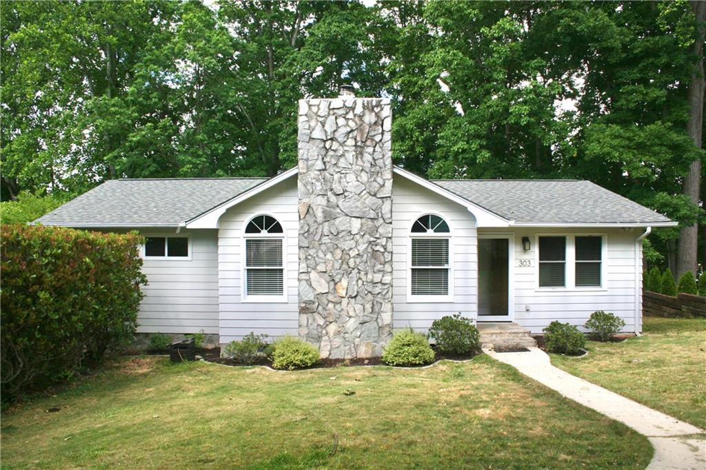 303 Forest Cove Road Property Photo