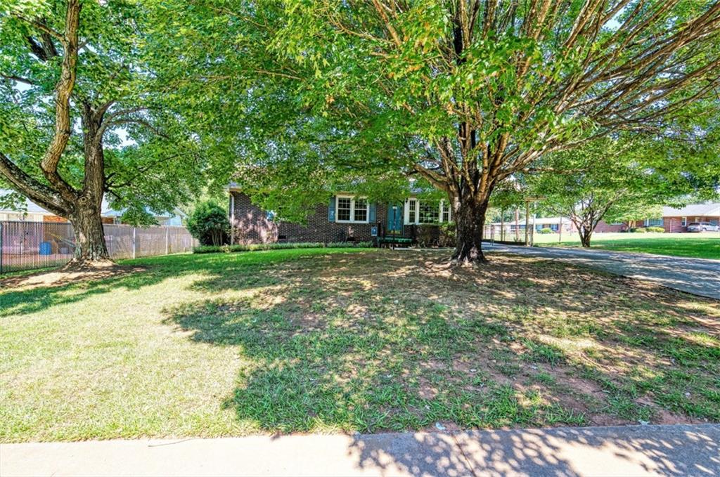 200 Bear Drive Property Photo
