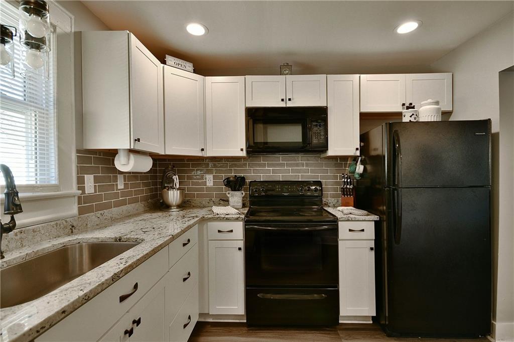 604 W 4th Avenue Property Photo 16