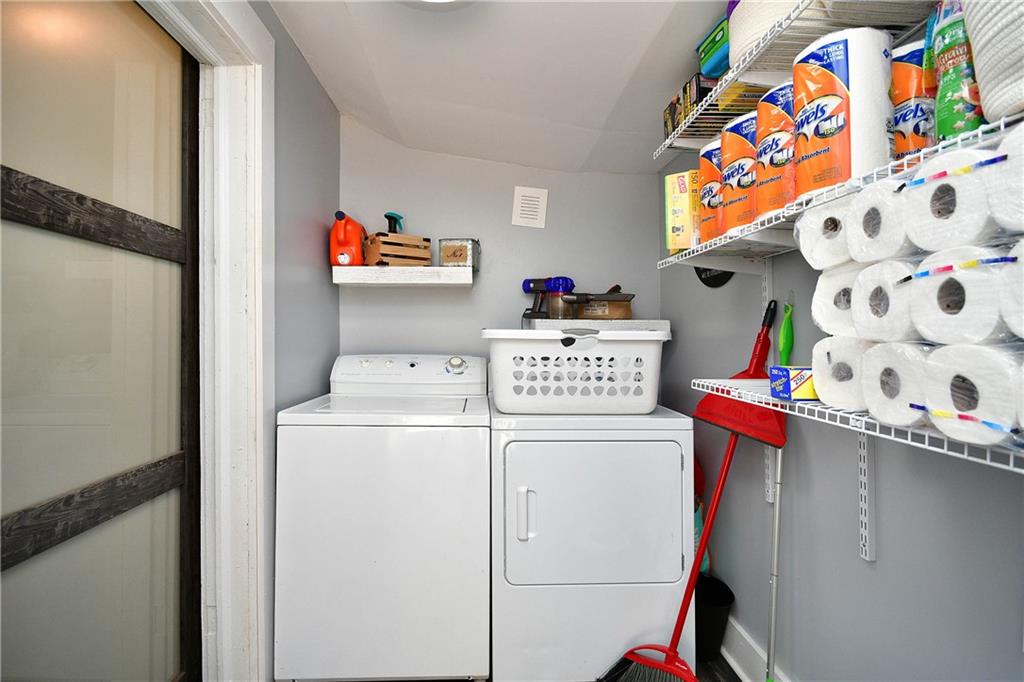 604 W 4th Avenue Property Photo 22