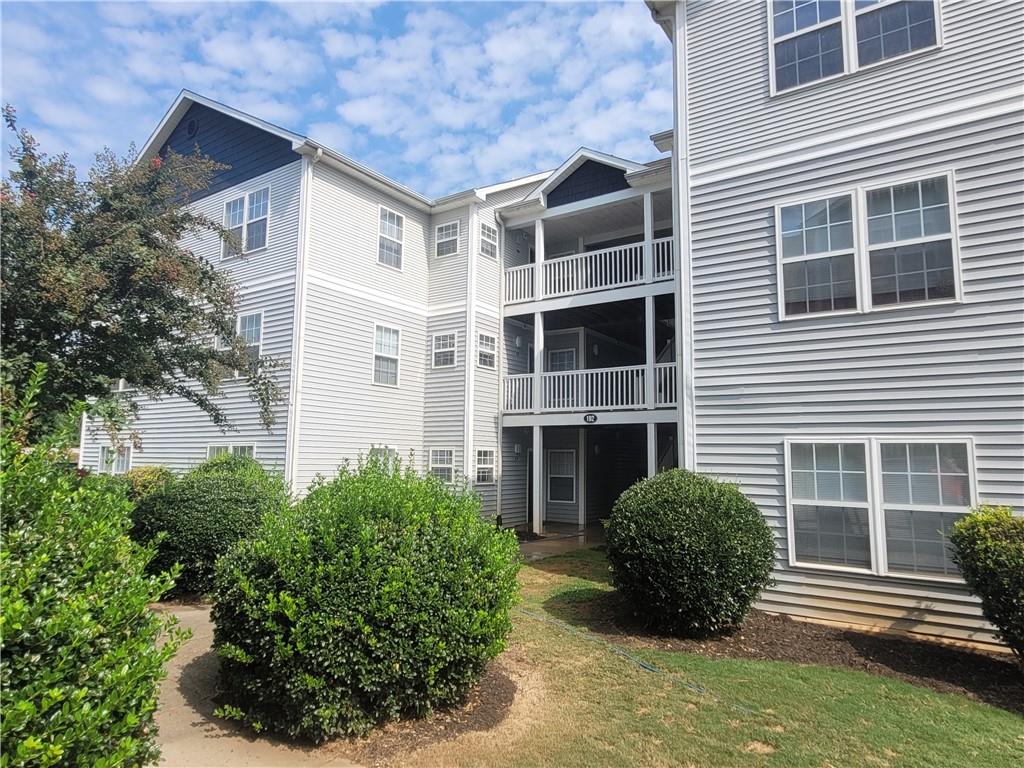 192 University Villge Drive I Property Photo 1