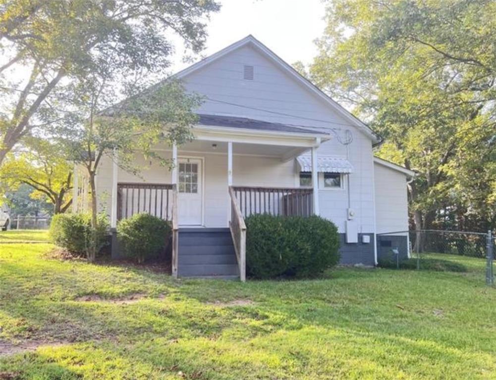 303 Blue Ridge Street Property Photo 1
