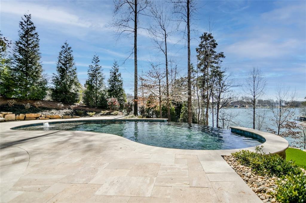143 Hawks Bay Ct Property Photo 10