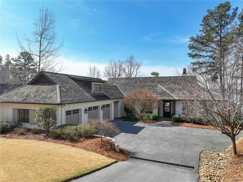 152 Cedar Bluff Ct Property Photo 2