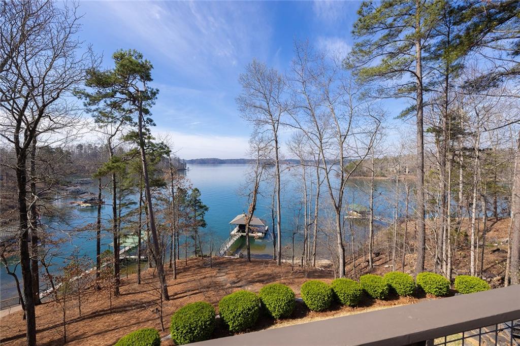 152 Cedar Bluff Ct Property Photo 4