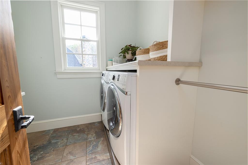 152 Cedar Bluff Ct Property Photo 27