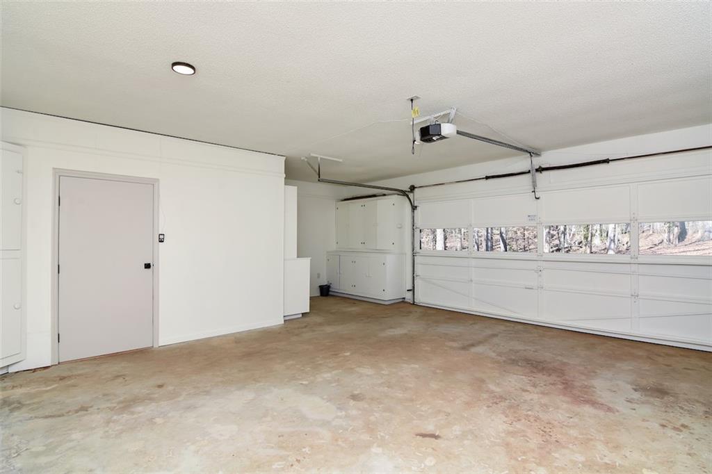 342 Carriage Trce Property Photo 39