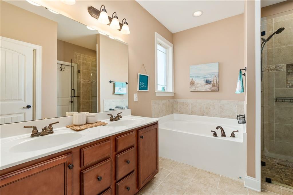 140 Cayman Way Property Photo 26