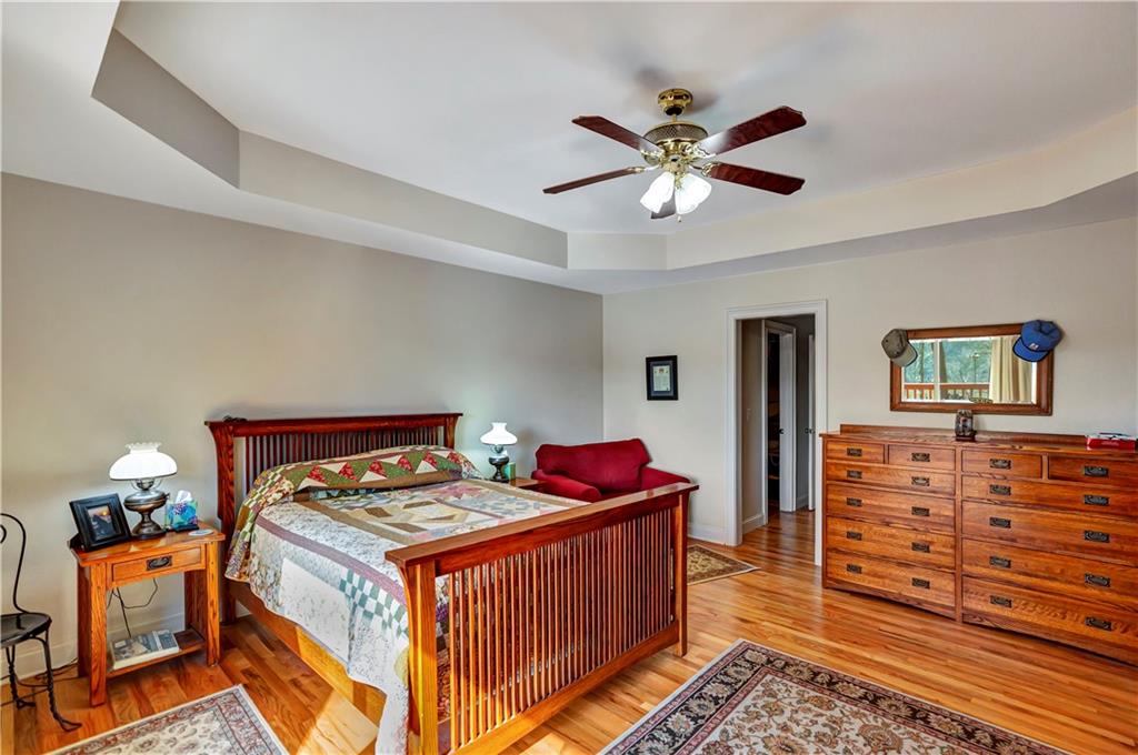 5664 Hix Rd Property Photo 22