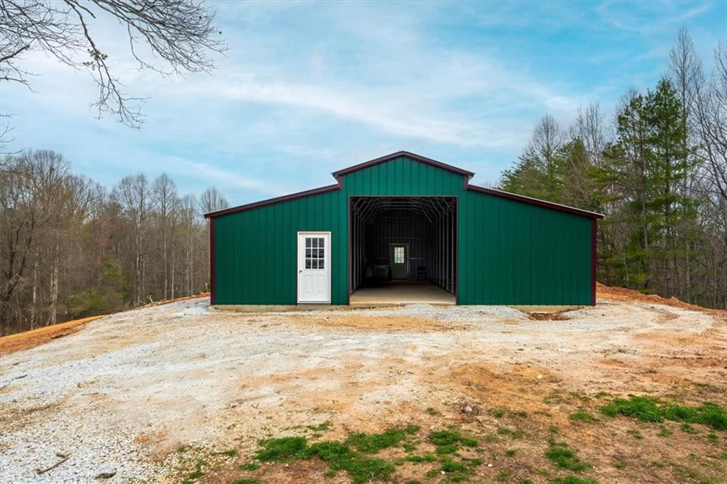 145 Laurel Springs Rd Property Photo 5