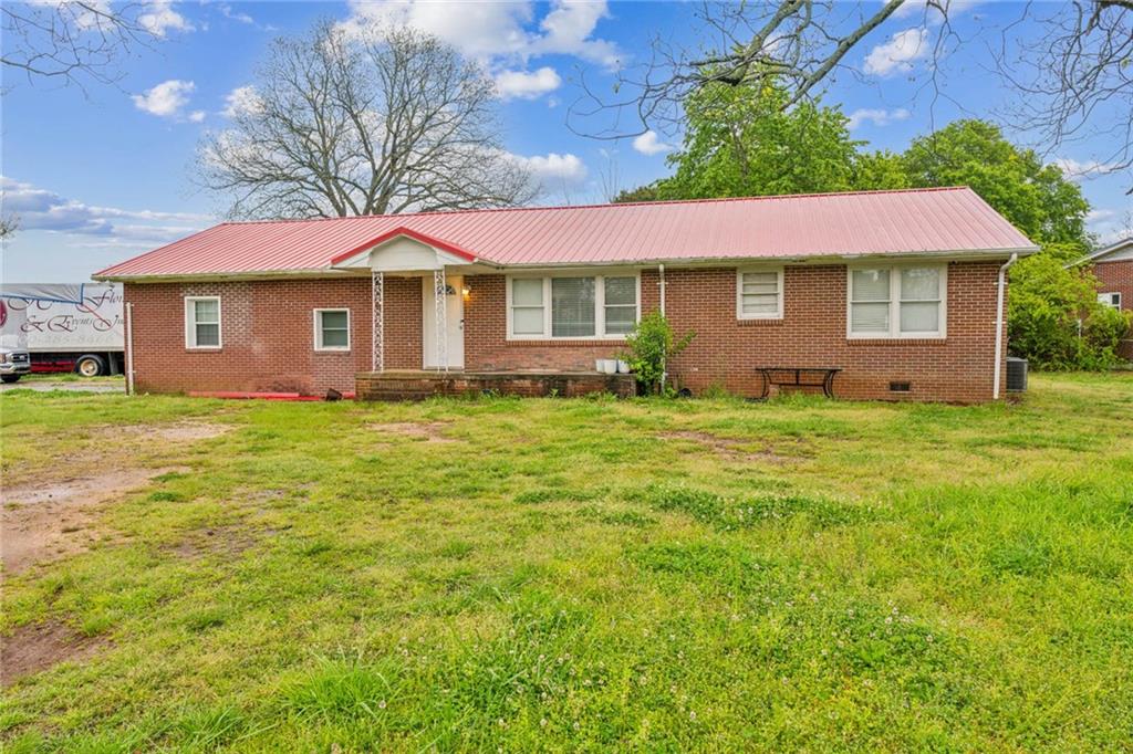 524 Visage Dr Property Photo 1