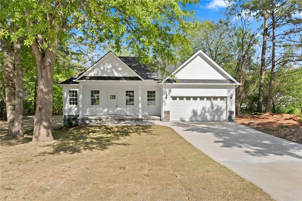 113 Raeburn Way Property Photo 1