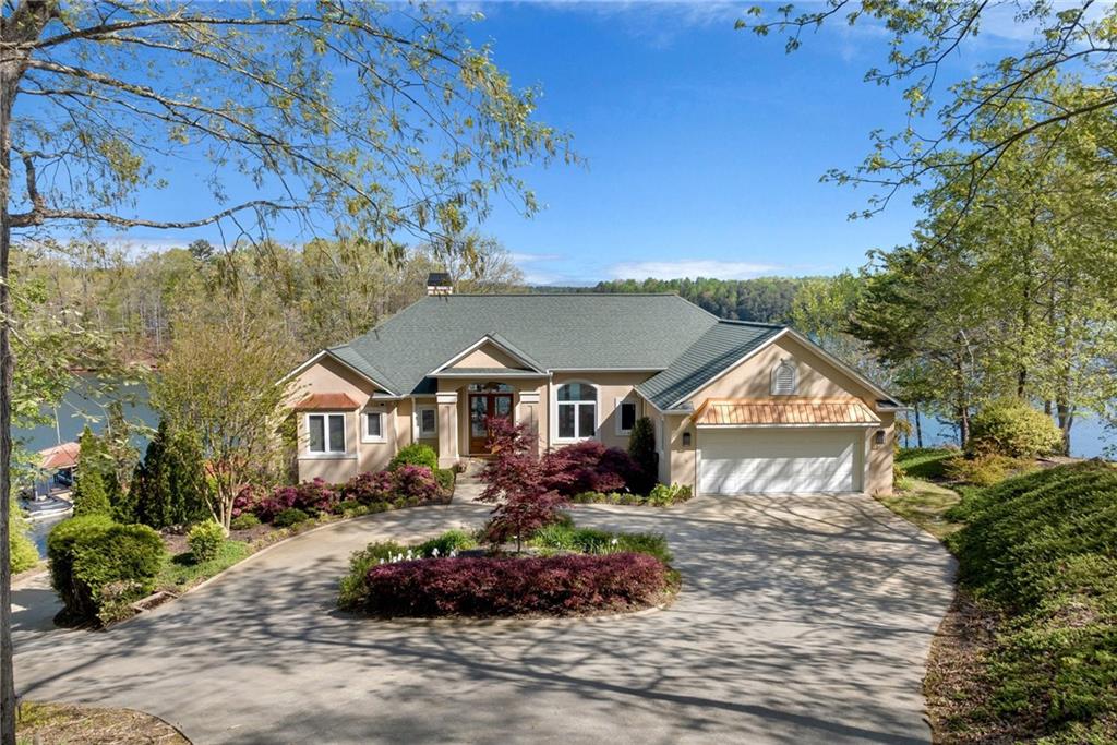710 Topaz Ct Property Photo 1