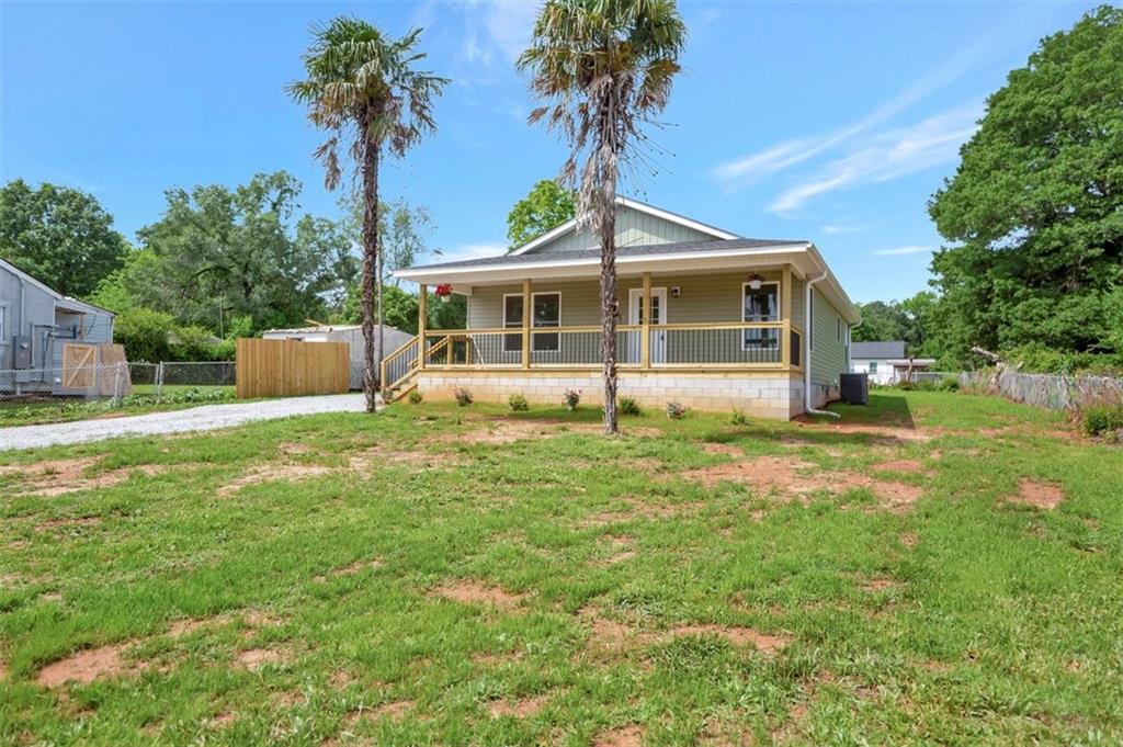 112 Ashley Ave Property Photo 1