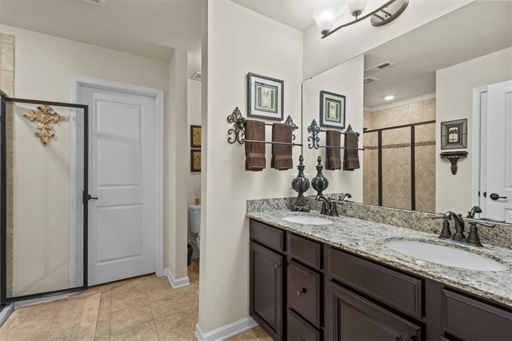 455 Shoreline Blvd Property Photo 20