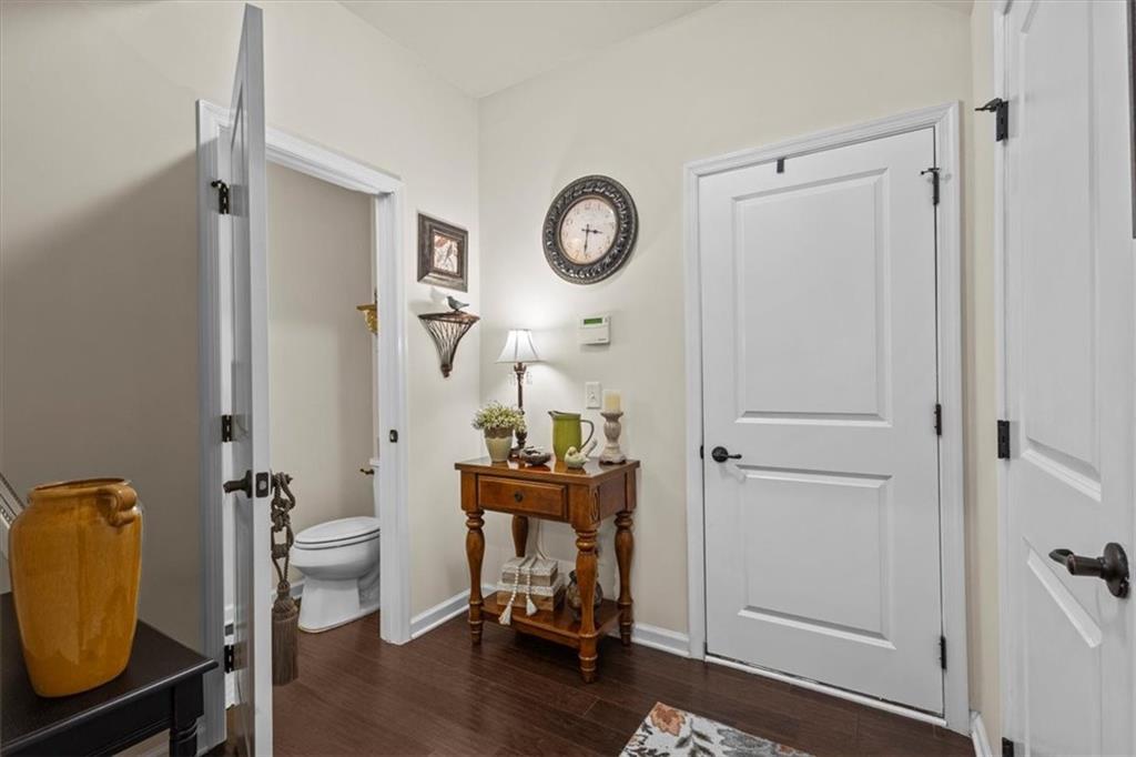 455 Shoreline Blvd Property Photo 24