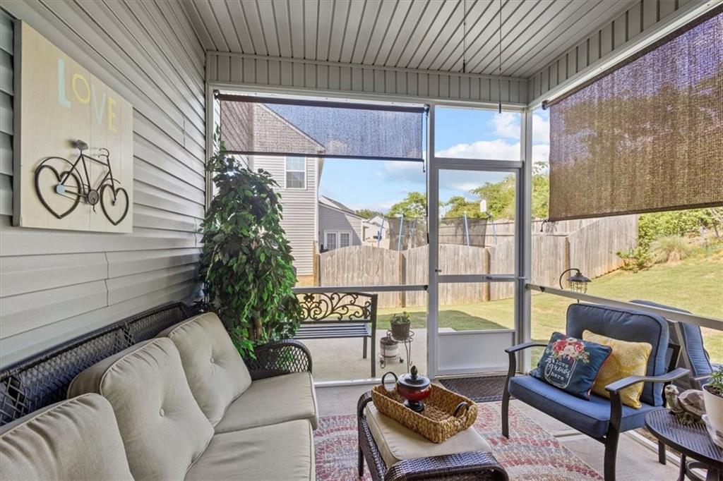 455 Shoreline Blvd Property Photo 26