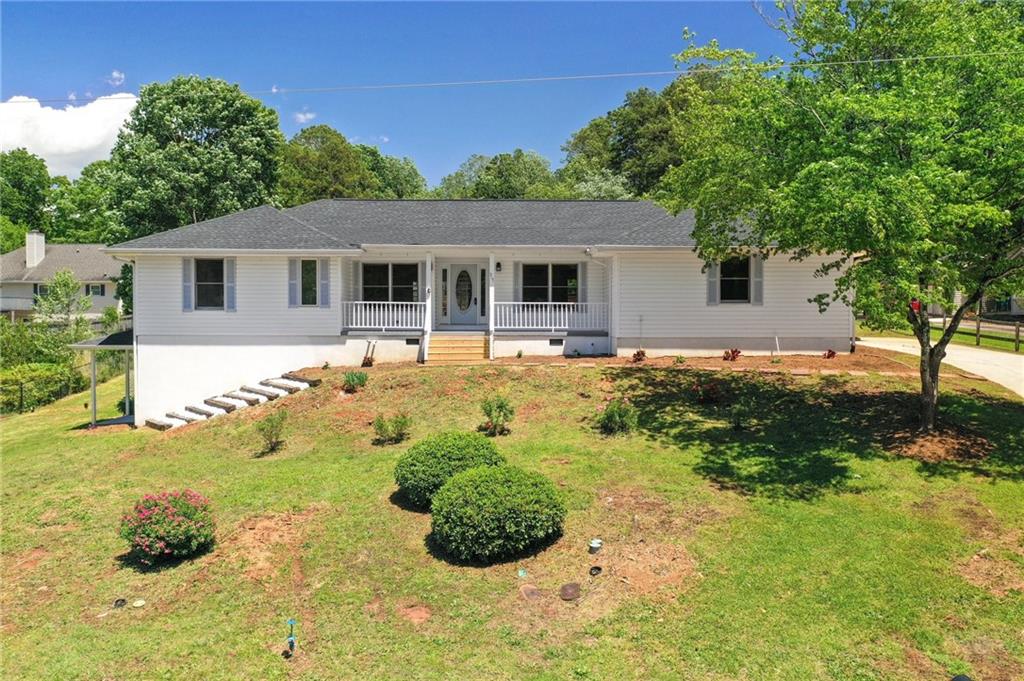 317 Shorecrest Dr Property Photo 1