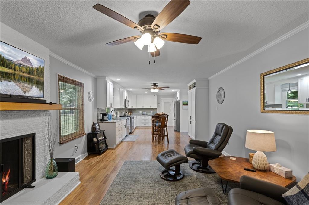 406 Binewood Ln Property Photo 19